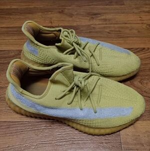 *ADIDAS YEEZY Boost 350 V2 "Marsh"  Sneakers Shoes Mens Size 11.5